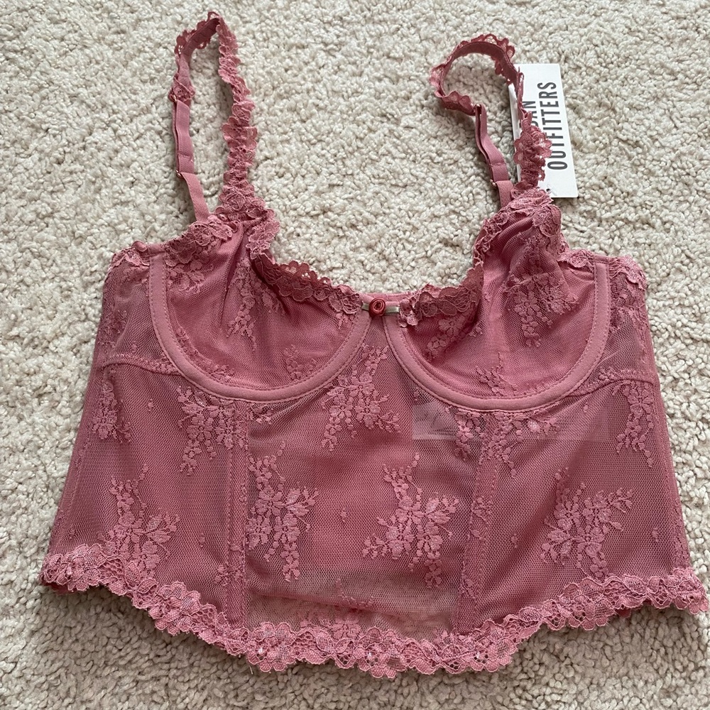 Out From Under Firecracker Lace Corset NWT Size S - Berry - Picture 4 of 7